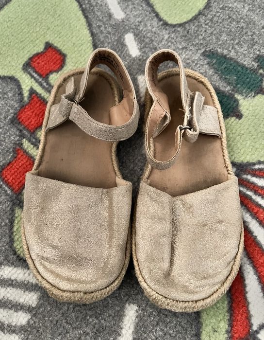 Pantofi H&M 30  si 28