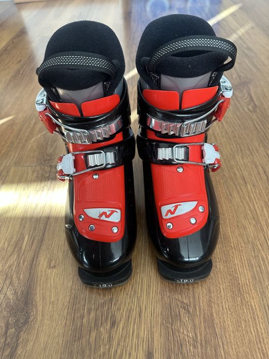 Детски ски обувки