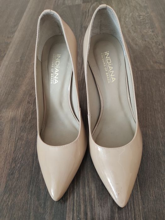 Продам Туфли на каблуках