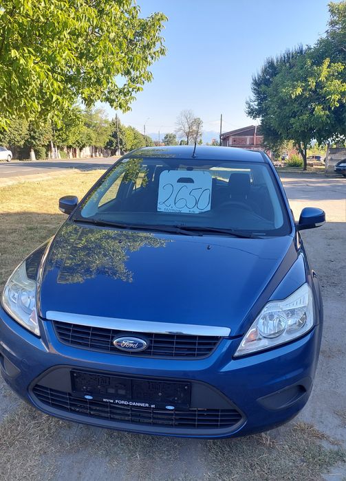 Vând Peugeot și Ford  Focus