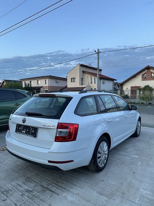 Skoda Octavia / 2020 / Euro 6 / Carplay