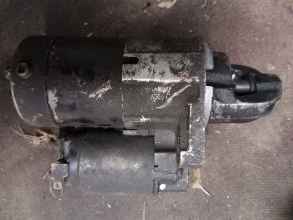 Продам стартер на Ниссан