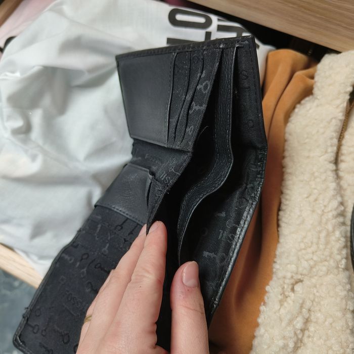 Portofel Fossil  & toc ochelari piele negru/taupe