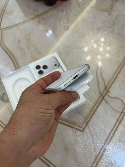 Iphone 17 pro max srochna