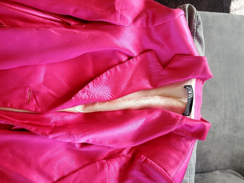 Сатенено цикламено сако zara