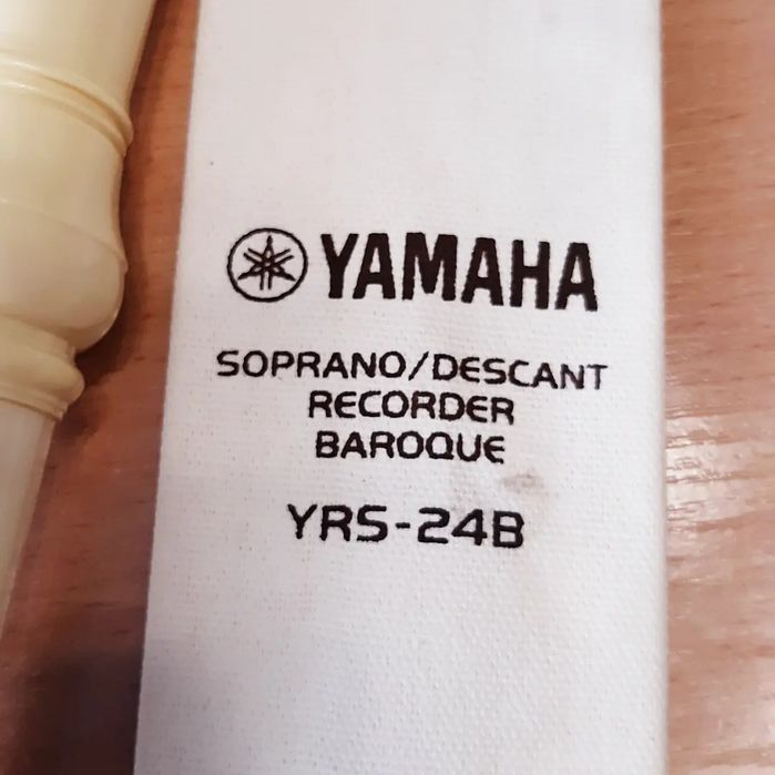 Блок флейта yamaha yrs-24b soprano