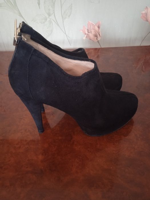 Женские туфли модные