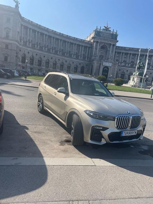 BMW X7 40i M package Bucuresti Sectorul 1 • OLX.ro