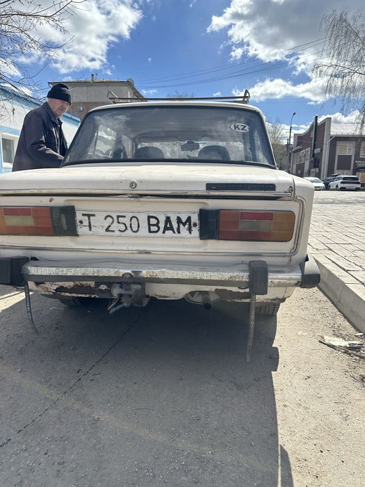 Автомобиль Ваз 2106.               .