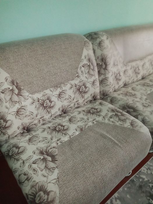 Диван, кресло сатылады