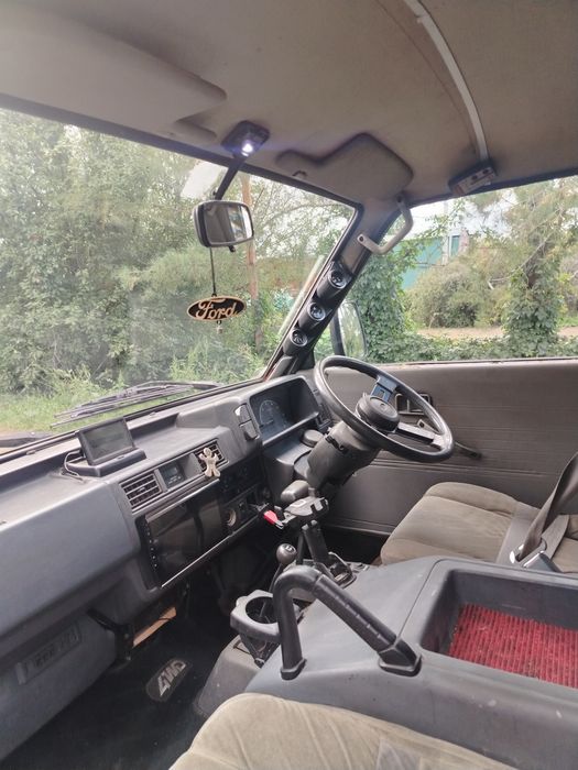 Продам форд спектрон