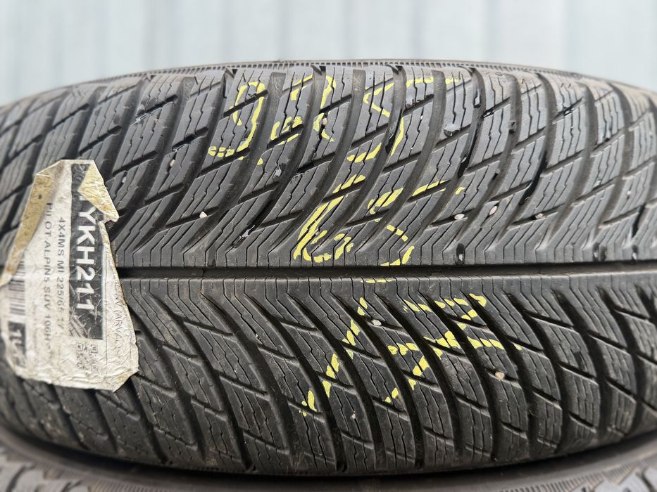 Set anvelope de iarnă 225/65R17 Michelin!