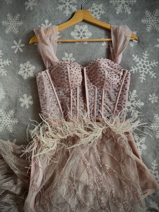 Бална рокля -размер Хс-С