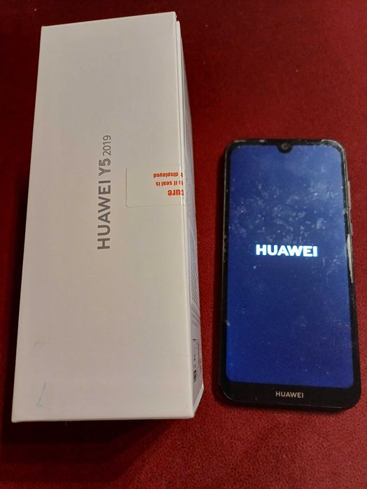 Мобилен Huawei YS 2019
