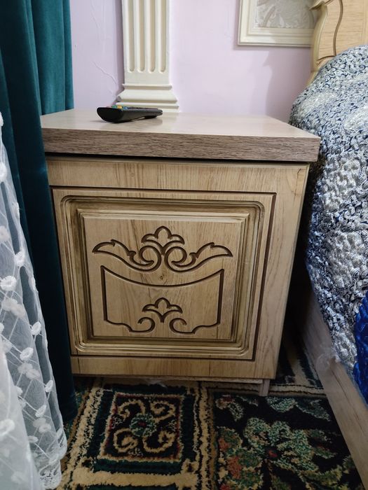 Spalniy garnitur sotiladi 6 mln kami bor srochnaga.