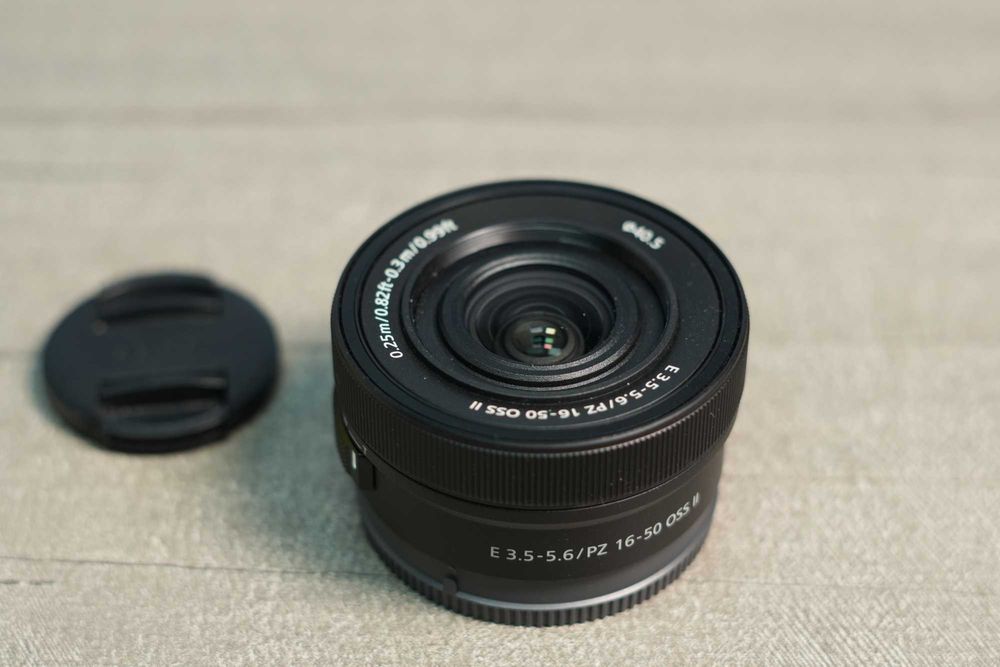 Объектив Sony E PZ 16-50mm f/3.5-5.6 OSS II