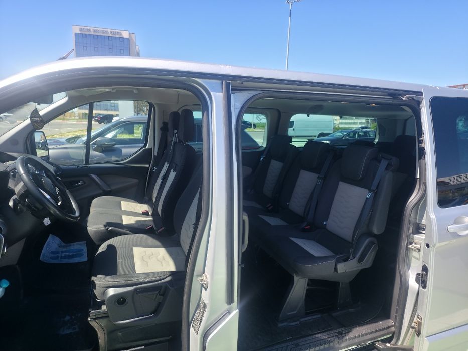 Ford tourneo custom 8+1