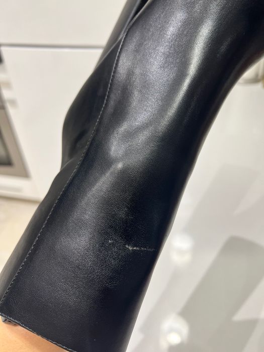 Черни високи боти