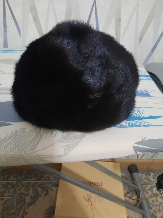 Продам норковую шапку
