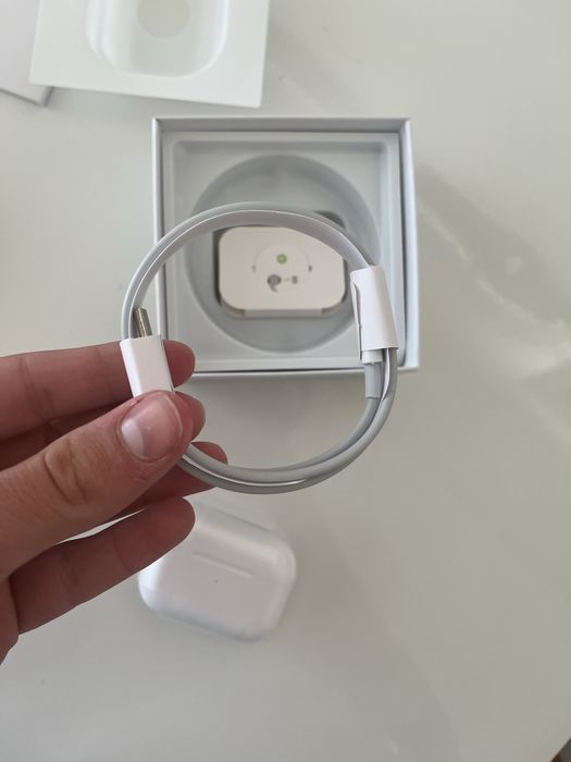 Air pods pro 2 noi noute