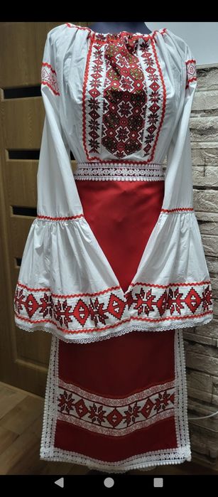 Costum popular nou