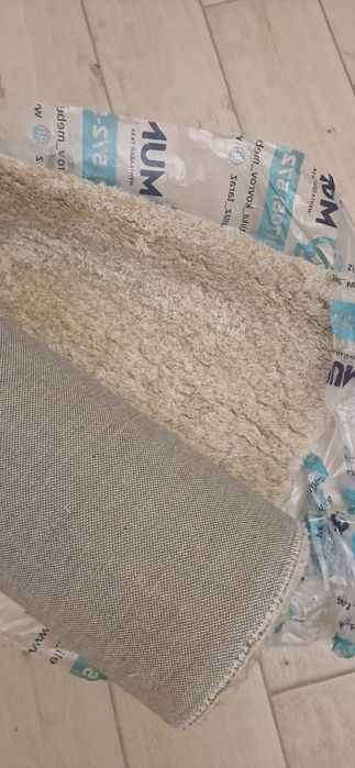 Ковры 2 штуки, состояние хорошее