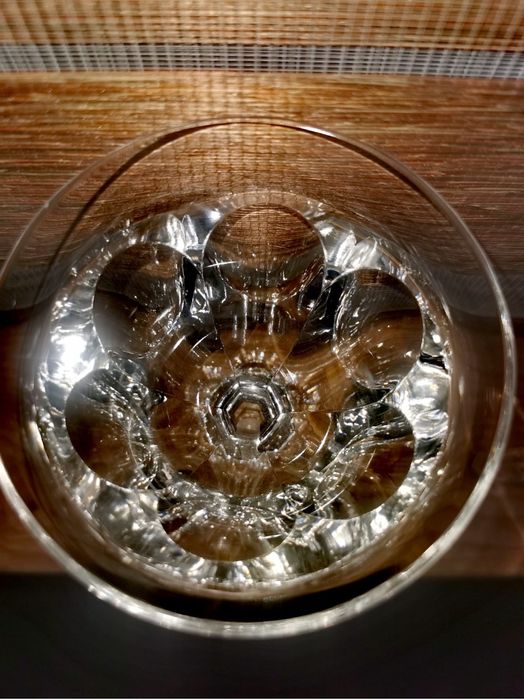 Чаши кристални за вино ракия прозрачни тежки масивни красиви 2 бр.