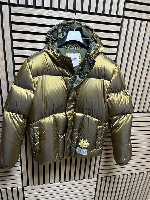 Tommy Hilfiger : New York Down Hooded- 80% пух  размер XS/S Оригинал