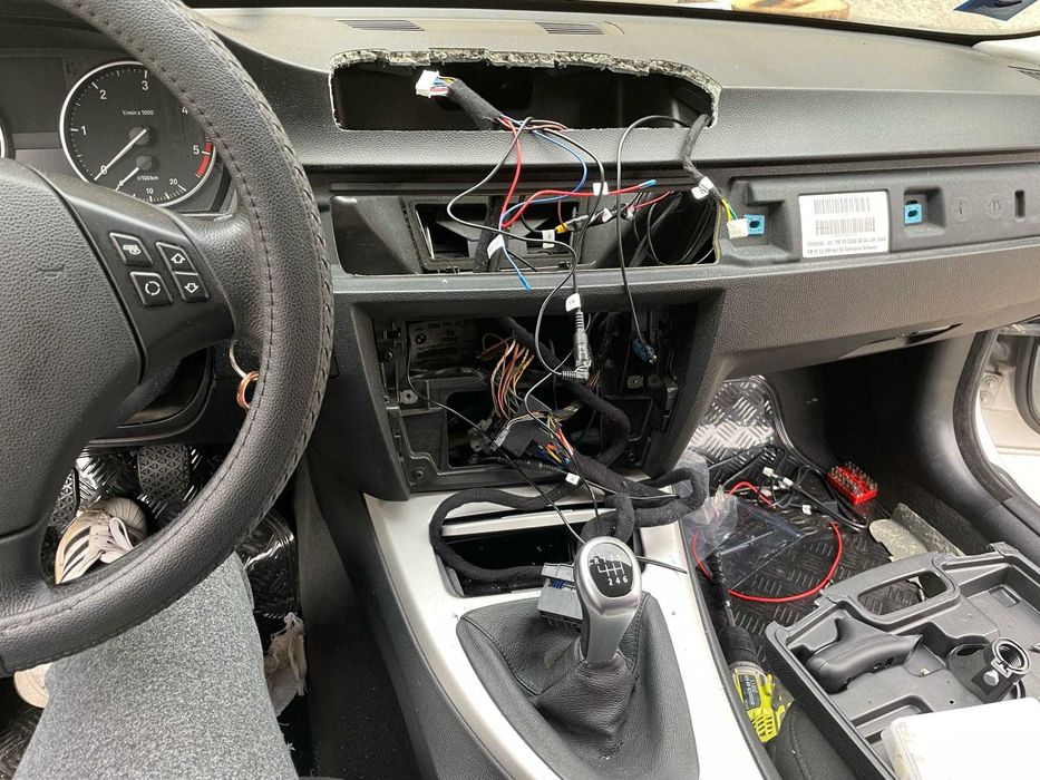 Navigatie Android Carplay BMW e90 Waze YouTube GPS