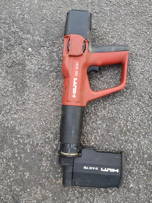 Продавам  работещи машини