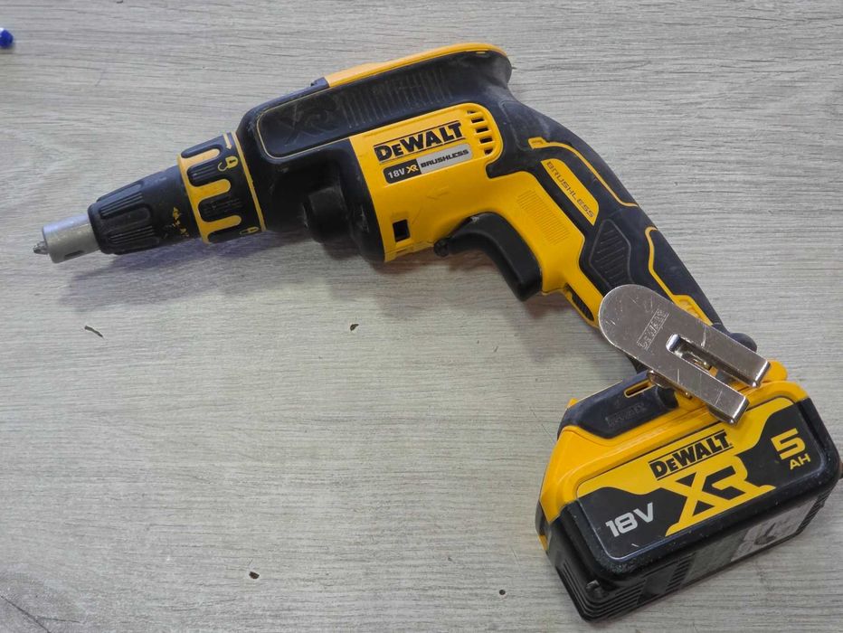 DeWALT DCF620 + батерия DeWALT DCB184 18V 5.0Ah – винтоверт за гипсокартон