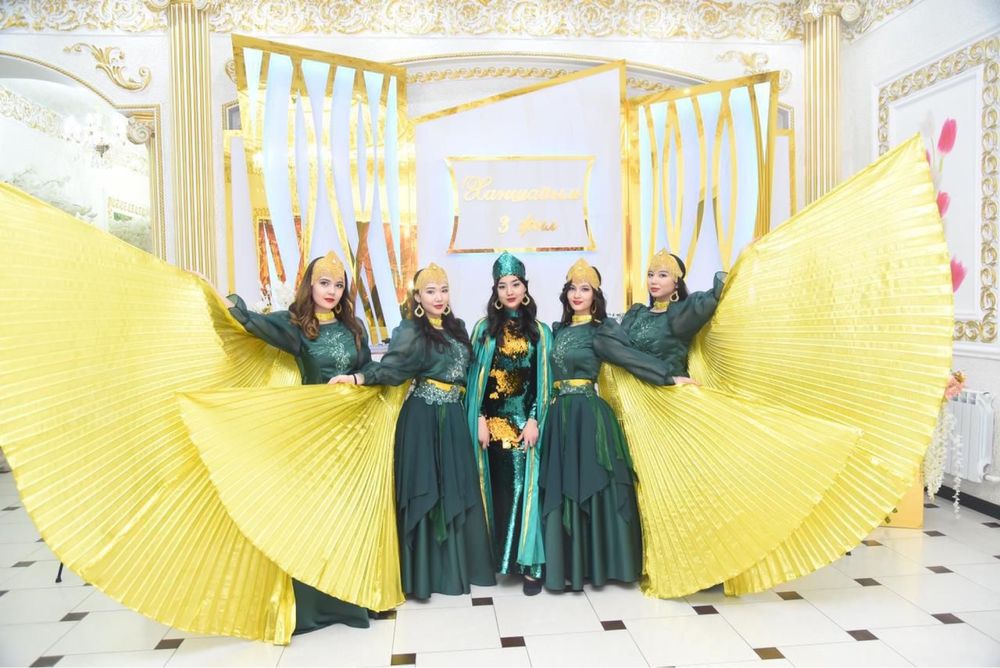 продам танцевальные костюмы