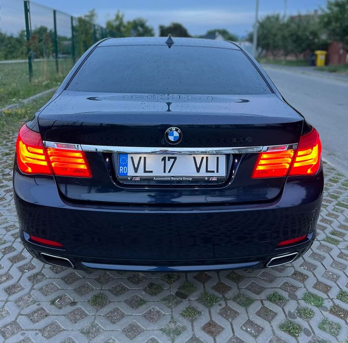 BMW SERIA 7  /     730 D    / 200k km REALI !!!