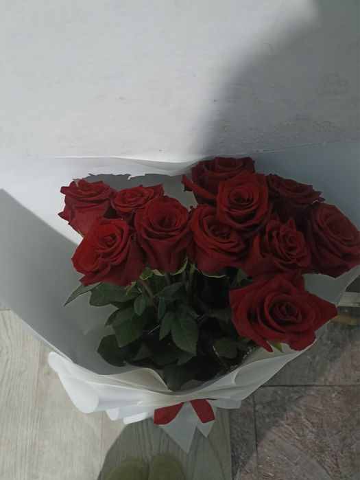 Продам розы срочно