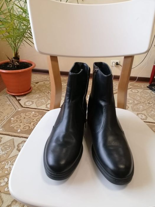 Берцы  продам...