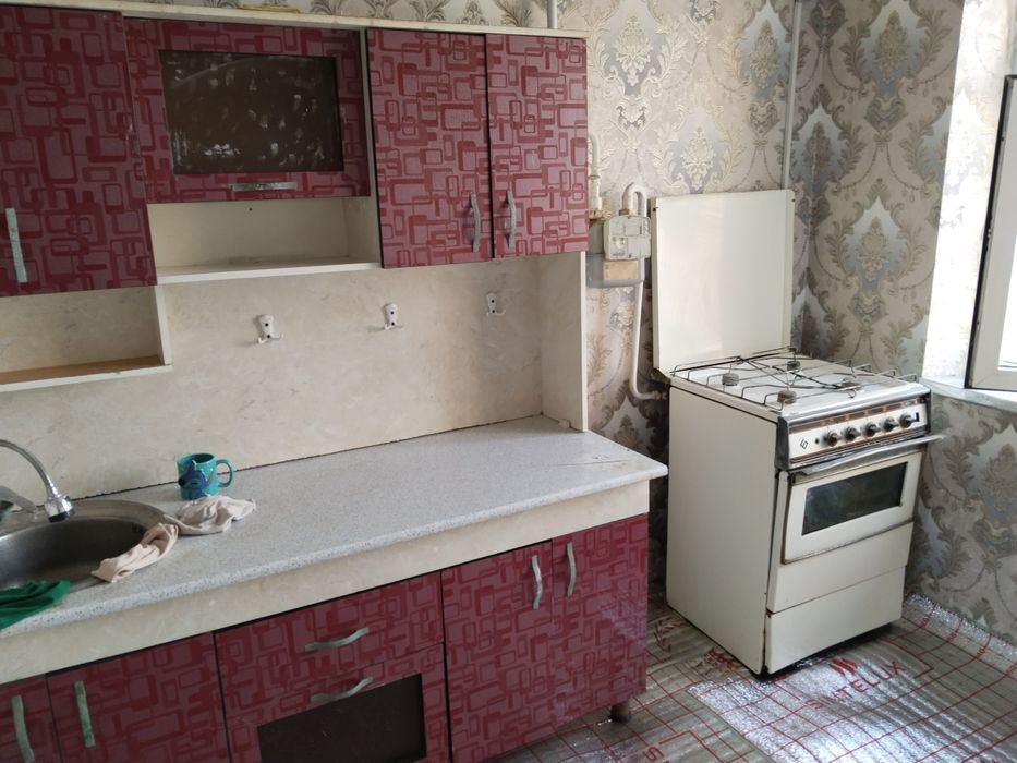 Арзон нархда марказдан 3 хонали уй  сотилади,улгуриб колинг