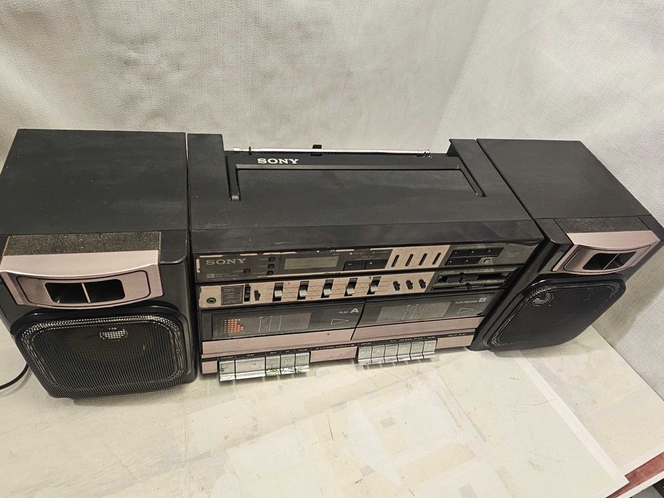 Sony Cfs-w500l boombox