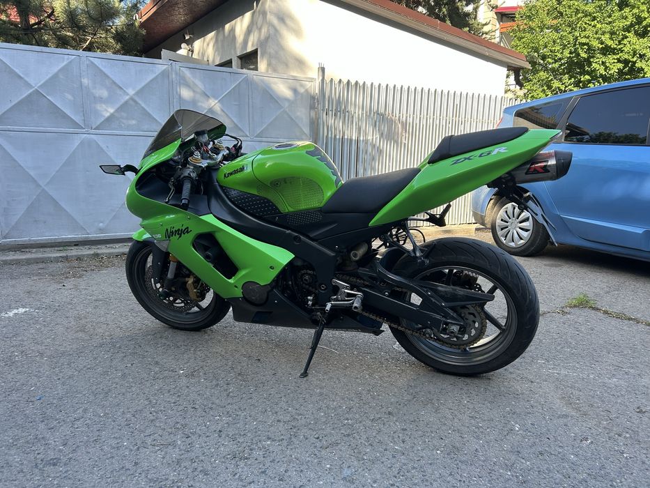 kawasaki zx6r 2006 ' Auto, moto si ambarcatiuni ' OLX.ro