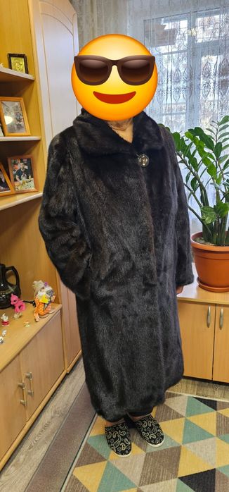 Шуба норковая(заводской Китай)