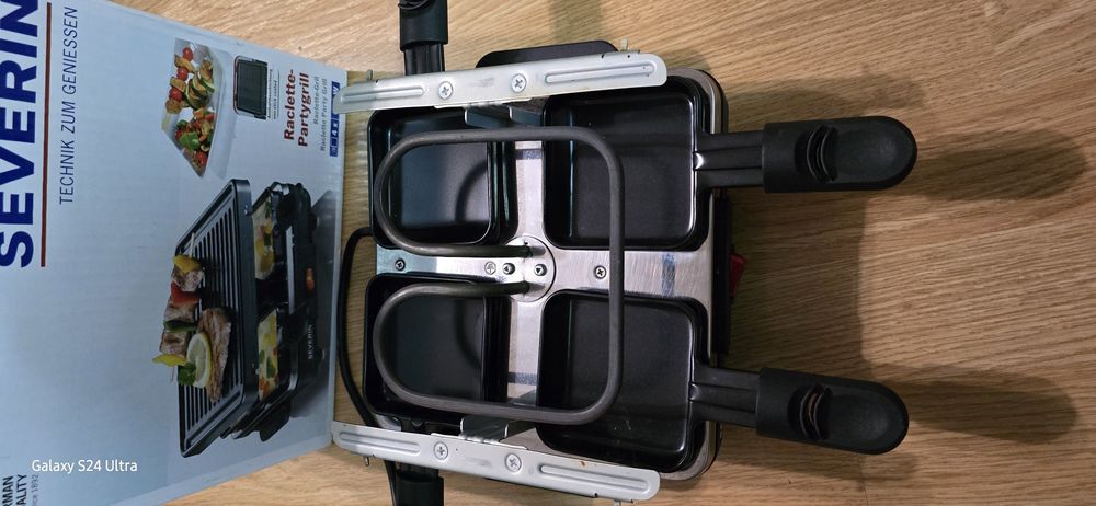 Електрическа скара тип раклет с четири мини тигани SEVERIN