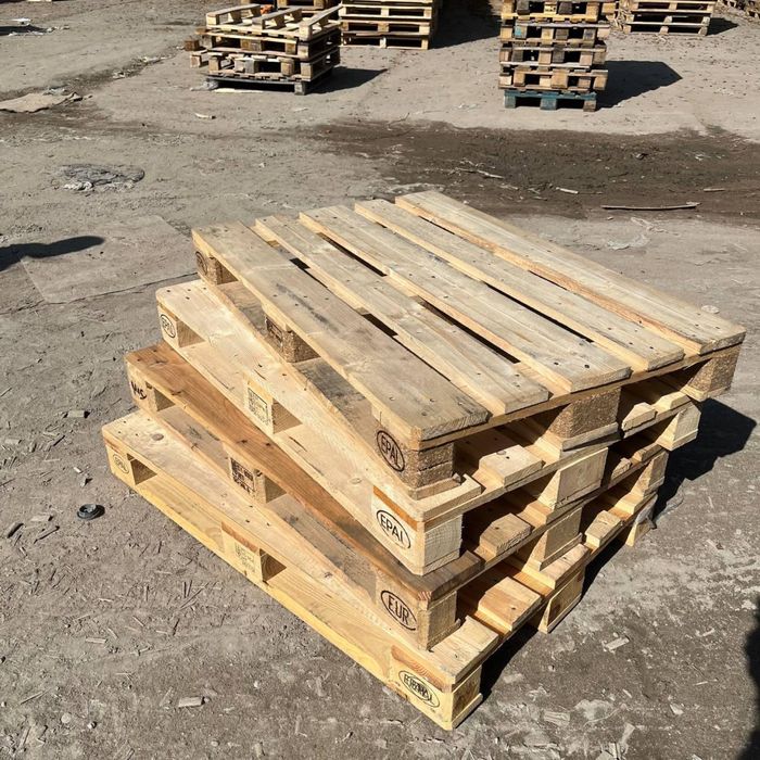 Продаются поддоны  1500 тг