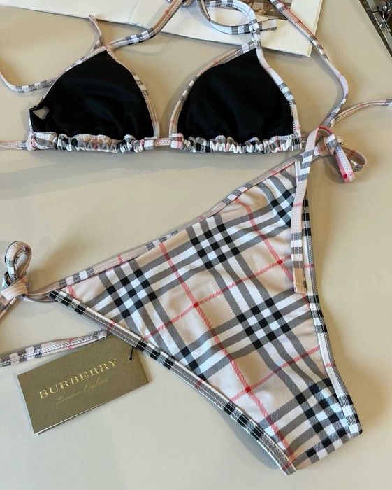 Aduc pe comanda Costume de baie BURBERRY orice model