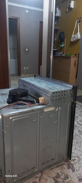 Продам Духовую печь от Bosch