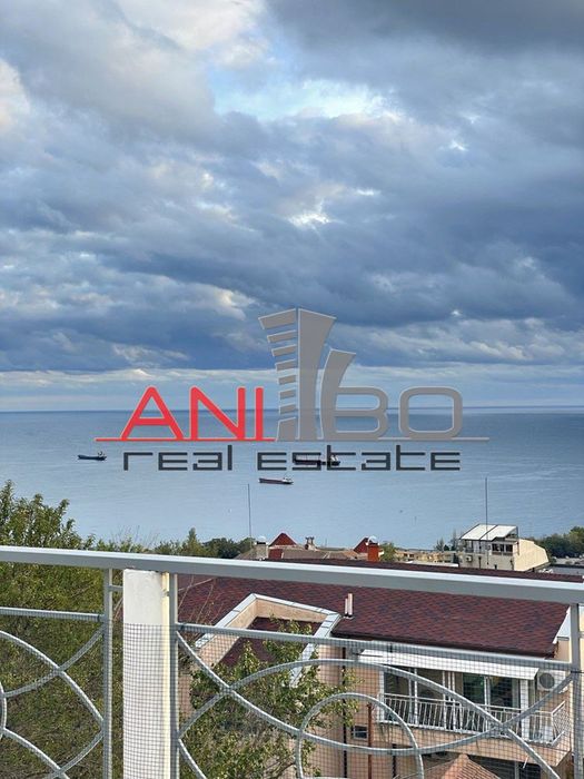 Продава се Къща в Варна, Бриз - 360 кв.м за 973 €/кв.м - Снимка #1