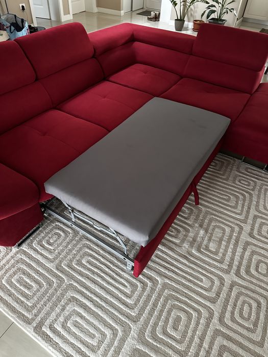 Coltar extensibil cu lada de depozitare