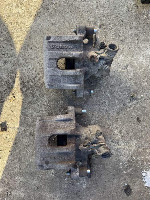 Etriere spate Volvo V40 Ford Focus 3