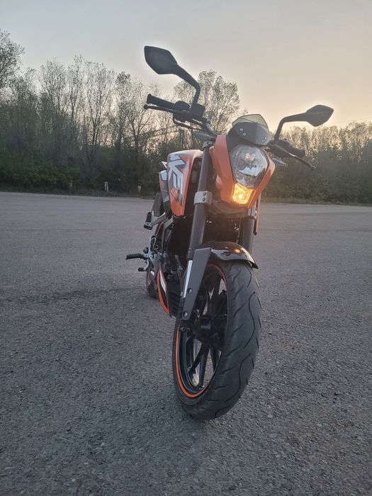 Мотоцикл  ктм DUKE 200