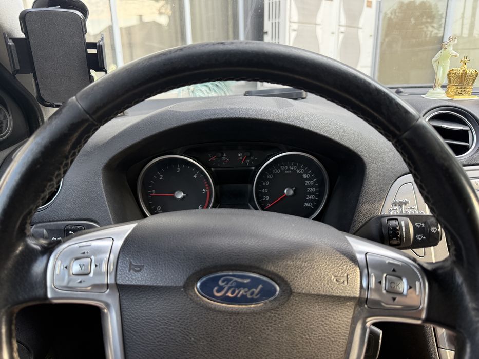 FORD Mondeo 0 — imagine 2