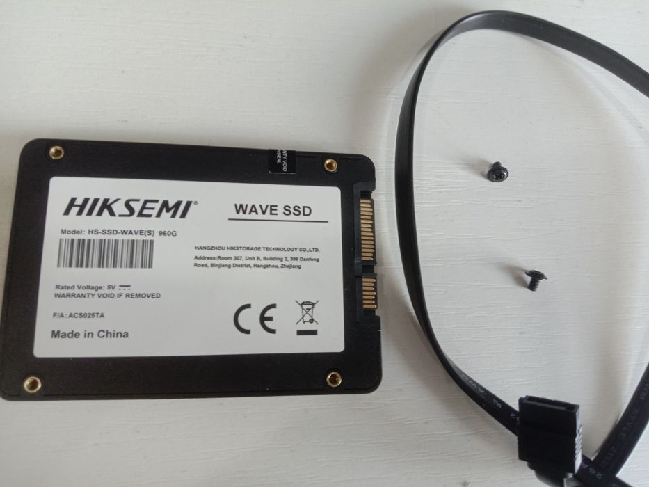 SSD Hiksemi 960gb не рабочий!
