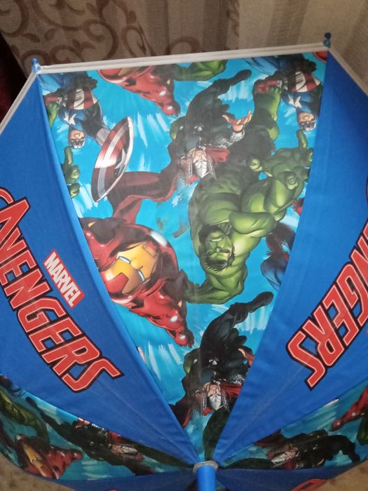 Зонт детский. Не маленький.